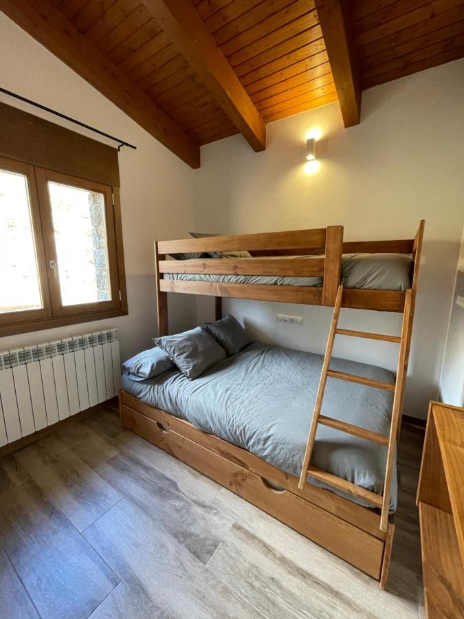 Casa De Les Escoles, Espinalbet - Alberga Castellar del Riu Eksteriør billede