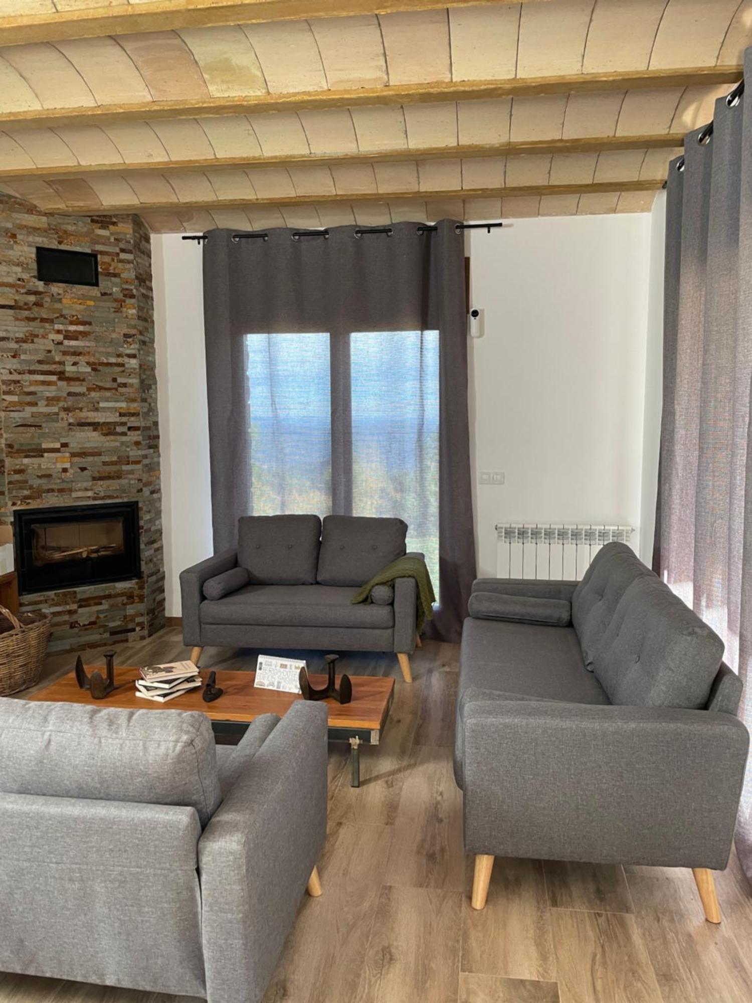 Casa De Les Escoles, Espinalbet - Alberga Castellar del Riu Eksteriør billede