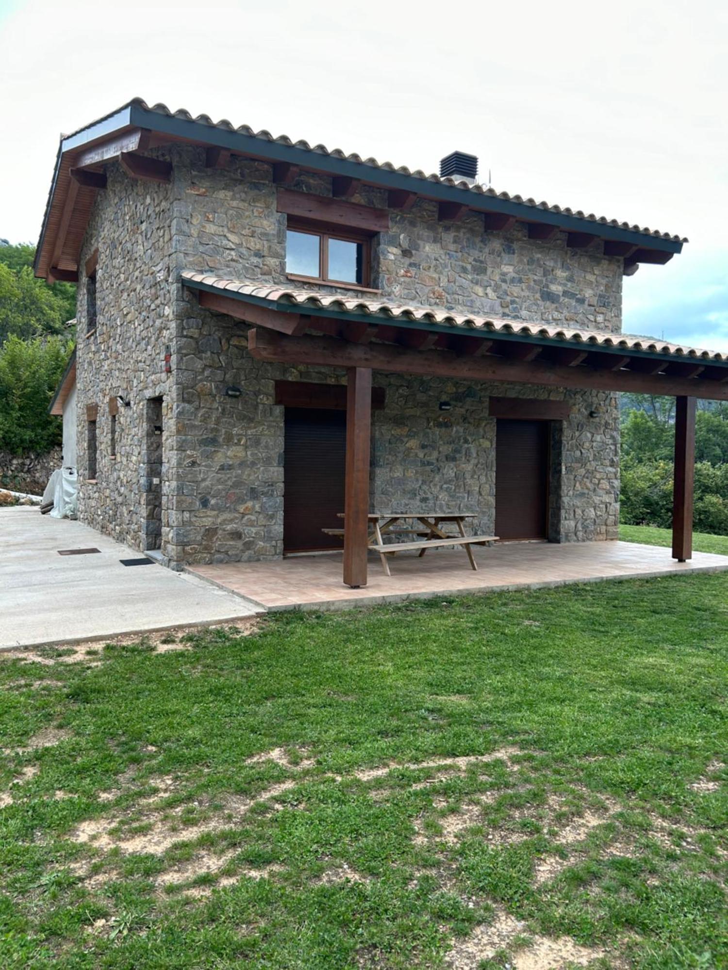 Casa De Les Escoles, Espinalbet - Alberga Castellar del Riu Eksteriør billede