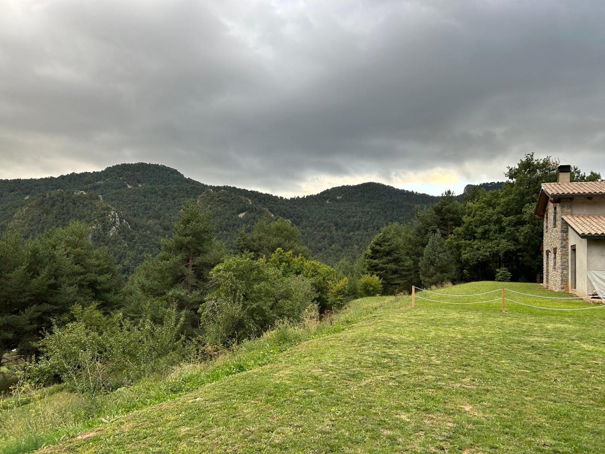 Casa De Les Escoles, Espinalbet - Alberga Castellar del Riu Eksteriør billede