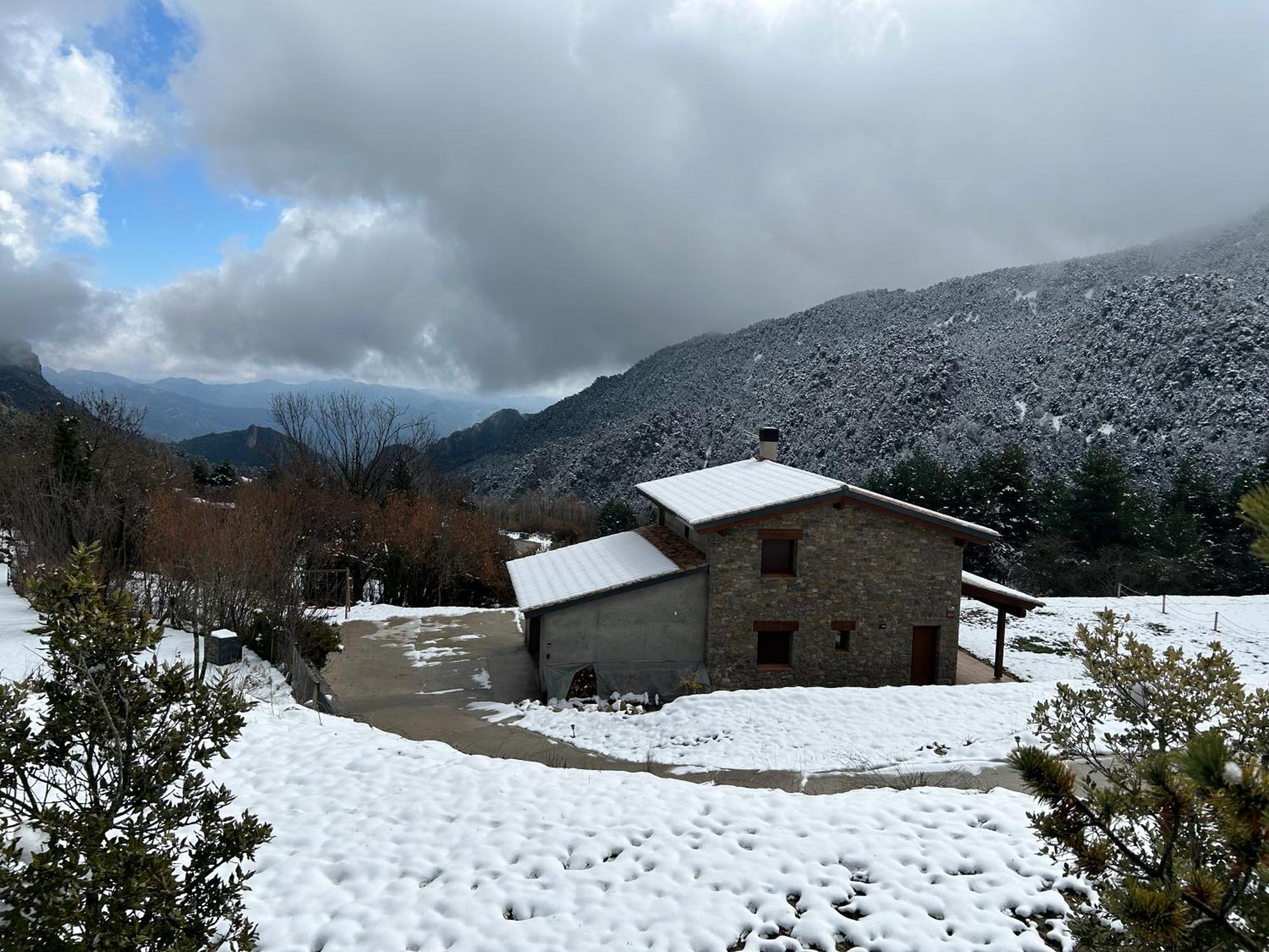 Casa De Les Escoles, Espinalbet - Alberga Castellar del Riu Eksteriør billede
